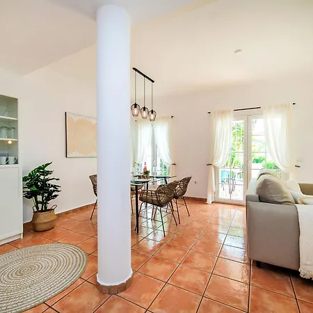 Rosada By Interhome Calpe